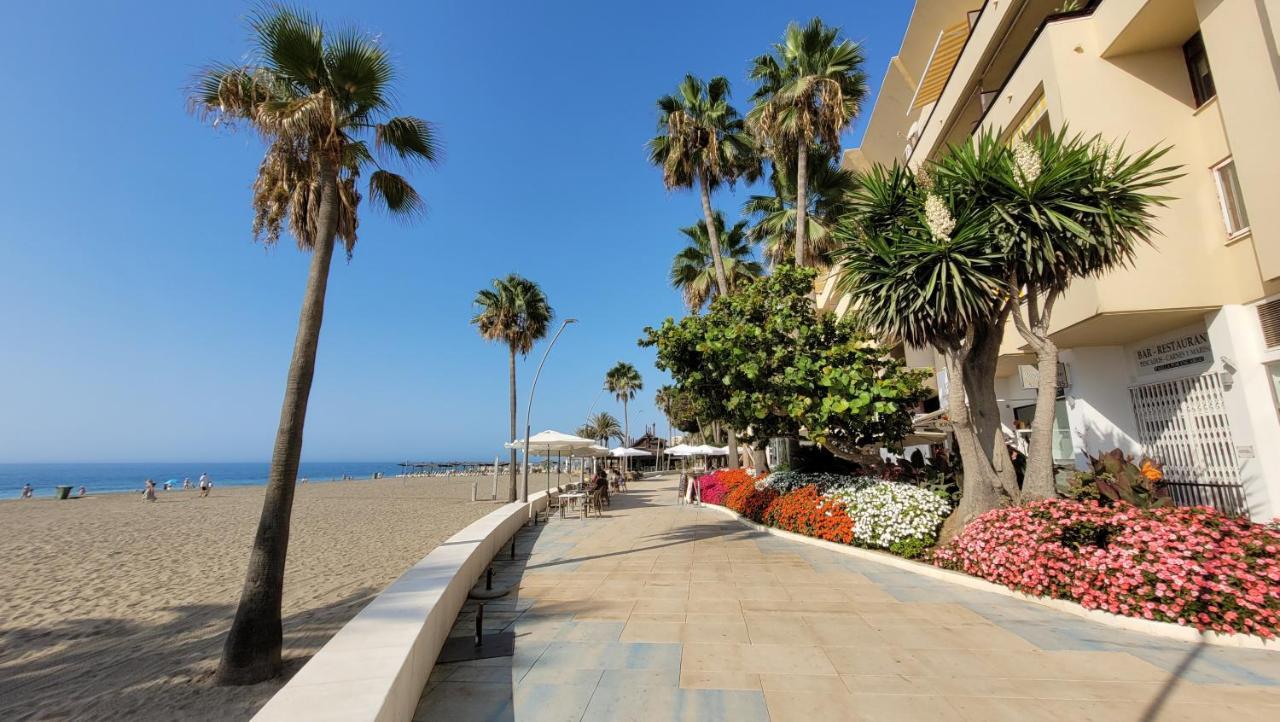 Free Parking, 40 Meters From The Beach, Wi-Fi, Ac Estepona Esterno foto