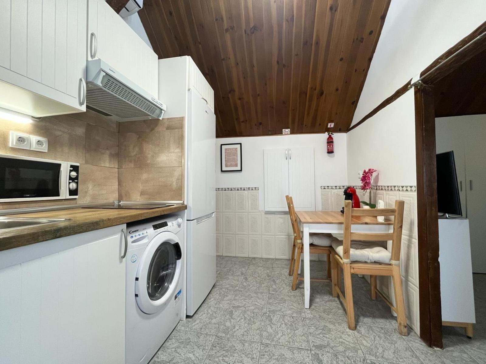 Free Parking, 40 Meters From The Beach, Wi-Fi, Ac Estepona Esterno foto
